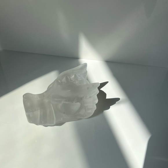 Selenite Dragon Head - Picture 7 of 11